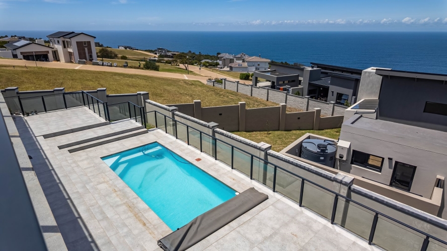 4 Bedroom Property for Sale in Le Grand Golf Estate Western Cape